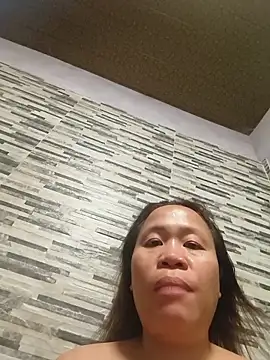 squirtshantal online show from 12, 6, 2026