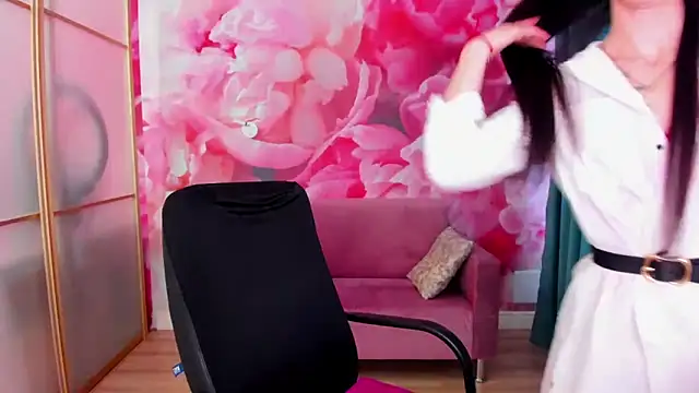 NoirDiva online show from 2, 6, 2026