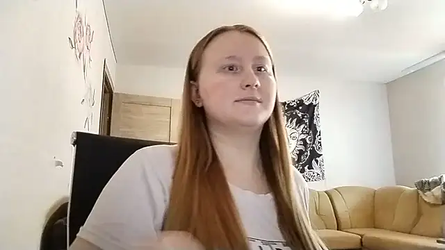 AnikaLipps online show from 9, 6, 2026