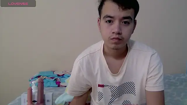 Snapshot of IronDante chatting on 15, 6, 2026 IronDante online show from 15, 6, 2026
