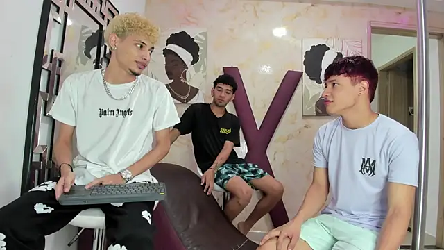 YOUNG BOYS HELL online show from 5, 6, 2026
