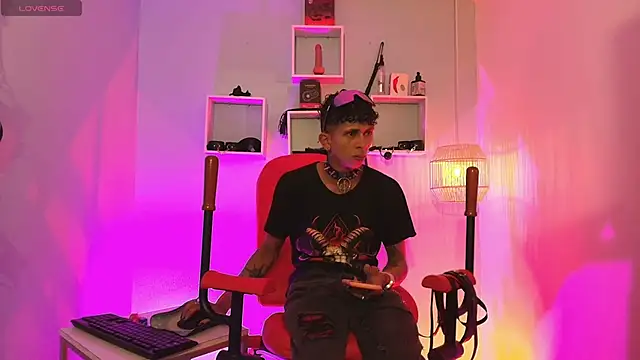 Maximoking26 online show from 9, 6, 2026