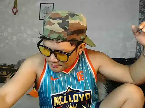 adorableasianboy69 online show from 26, 6, 2026