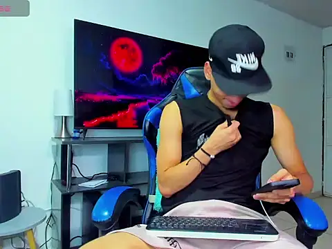 Lyam Russo online show from 23, 5, 2026