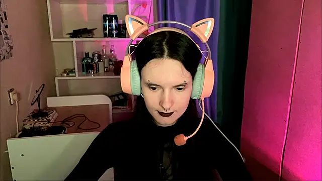 MabelDefina online show from 28, 5, 2026