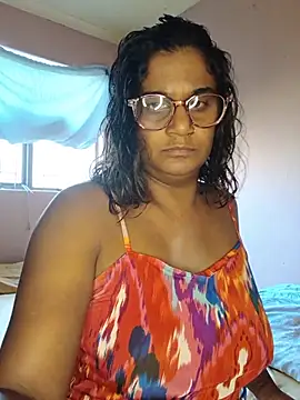 indianstrawberrylips4u online show from 22, 6, 2026