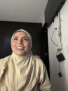 Darsha Khemu online show from 21, 4, 2026