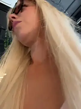 LisaMurr online show from 23, 6, 2026