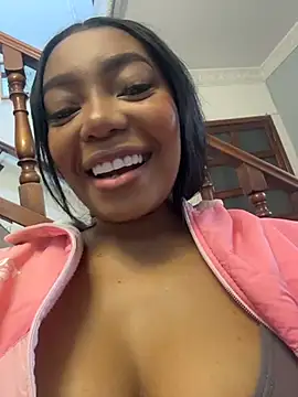MiaDiamod online show from 9, 6, 2026