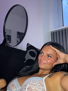 Destinylovex online show from 4, 6, 2026