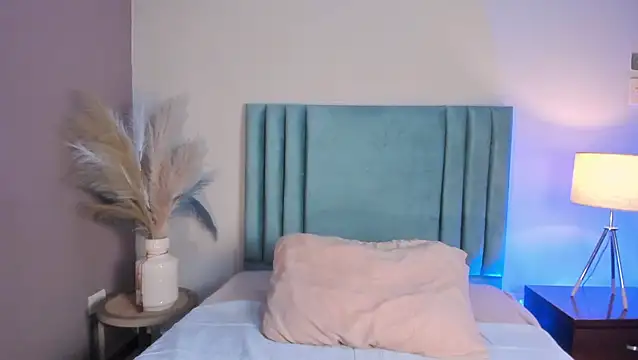 AnnaDenver online show from 11, 6, 2026