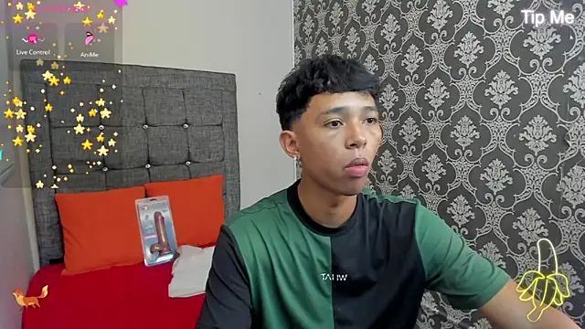 Little Twink19x online show from 17, 6, 2026