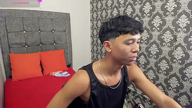 Little Twink19x online show from 18, 6, 2026