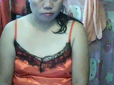 lovelypinay00 online show from 12, 6, 2026