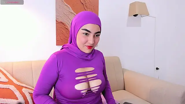 Malika Noor online show from 4, 6, 2026