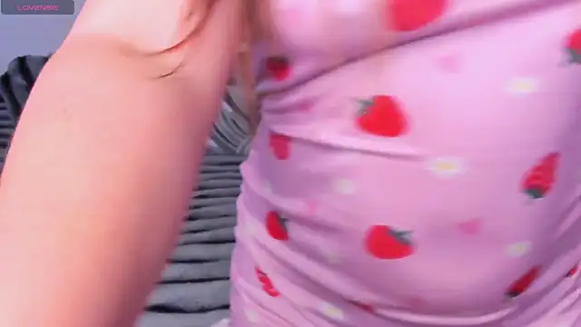 lucy blush online show from 23, 6, 2026