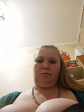 KiraStanton online show from 8, 6, 2026