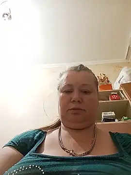 KiraStanton online show from 16, 6, 2026