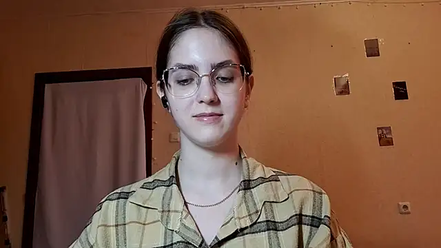 Snapshot of Katelemon chatting on 11, 5, 2026 Katelemon online show from 11, 5, 2026