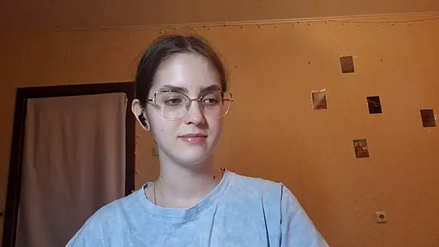 Snapshot of Katelemon chatting on 27, 5, 2026 Katelemon online show from 27, 5, 2026