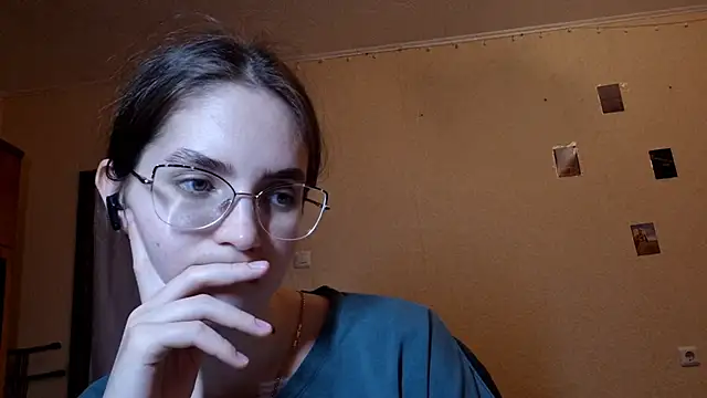 Snapshot of Katelemon chatting on 3, 6, 2026 Katelemon online show from 3, 6, 2026