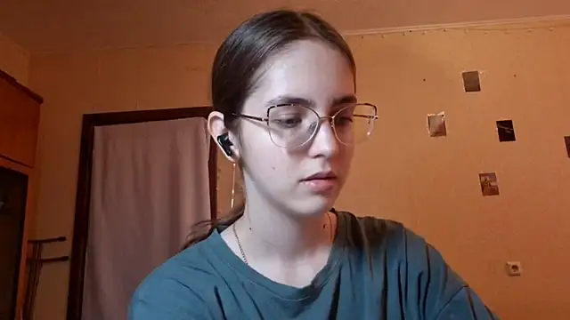 Snapshot of Katelemon chatting on 12, 6, 2026 Katelemon online show from 12, 6, 2026