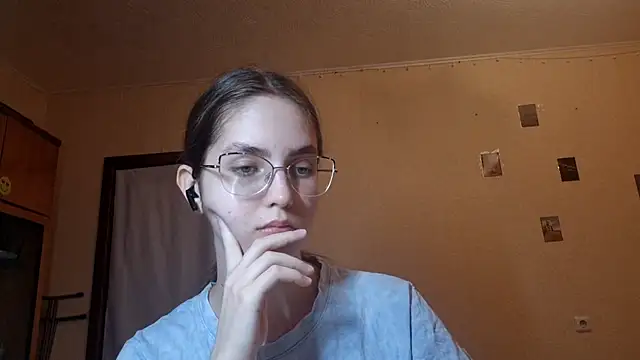 Snapshot of Katelemon chatting on 19, 6, 2026 Katelemon online show from 19, 6, 2026