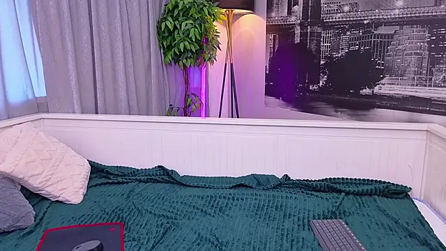 JulyMilky online show from 17, 6, 2026