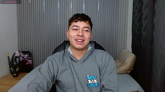 Julian Smith21 online show from 22, 6, 2026