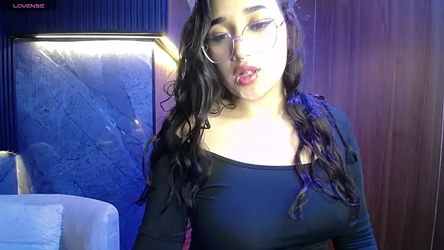 Snapshot of Aura_cute_ chatting on 27, 3, 2026 Aura cute online show from 27, 3, 2026