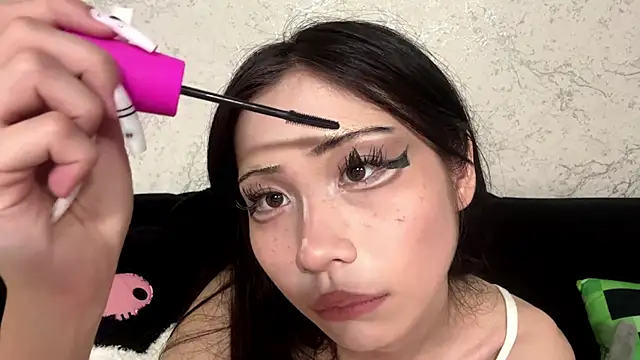 kishagrayone online show from 20, 6, 2026