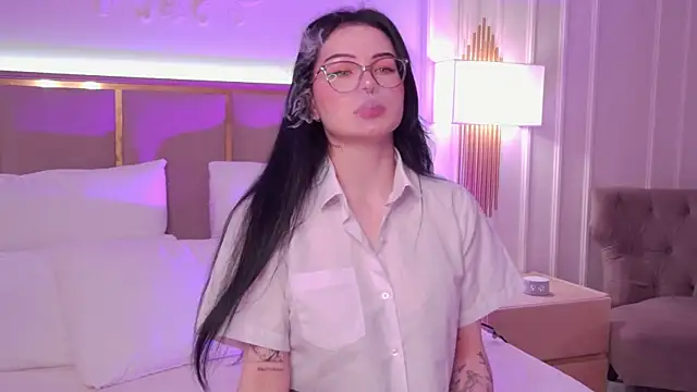 CindyMil online show from 12, 6, 2026