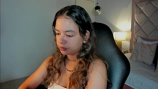 dulce lyraa1 online show from 15, 5, 2026