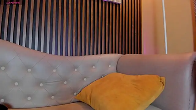 Elisasue online show from 19, 6, 2026