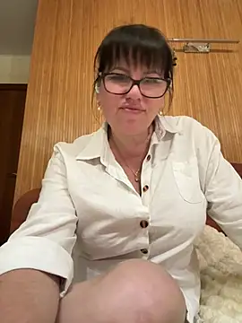 expensive lady online show from 24, 5, 2026