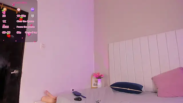 sophia walkett  online show from 10, 6, 2026