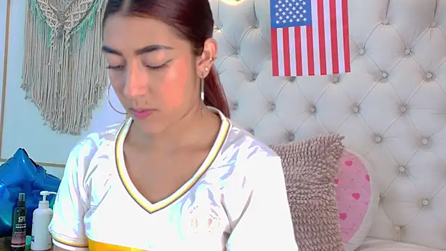 Sara funy online show from 17, 6, 2026