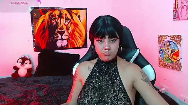 Divinejewel69 online show from 21, 6, 2026