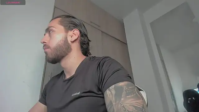Axel  Blaze online show from 19, 6, 2026