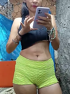 yuliitza4 online show from 5, 6, 2026