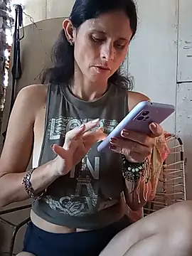 yuliitza4 online show from 11, 6, 2026