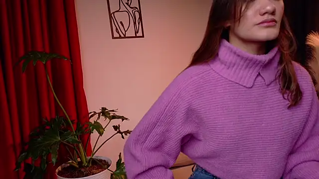 Mia Benett  online show from 19, 6, 2026