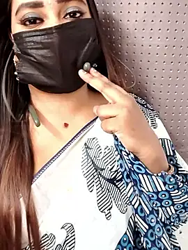 Snapshot of Cutie_Nila chatting on 14, 5, 2026 Cutie Nila online show from 14, 5, 2026