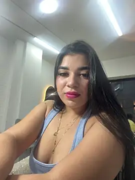 Snapshot of _Victoriarosse_ chatting on 14, 5, 2026 Victoriarosse online show from 14, 5, 2026
