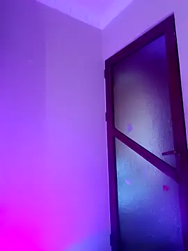 LunaBlaise online show from 14, 6, 2026