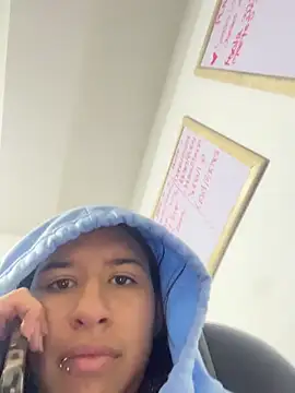 LilyRossi  online show from 27, 5, 2026