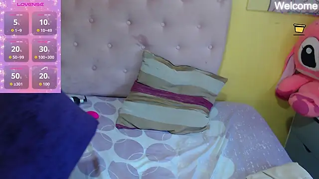 Sophiiee Gray online show from 10, 6, 2026