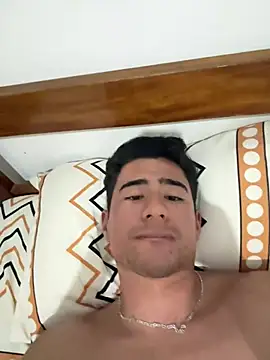 Snapshot of David-latinlover chatting on 15, 4, 2026 David-latinlover online show from 15, 4, 2026