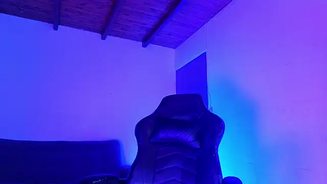 nikolwalter  online show from 10, 6, 2026