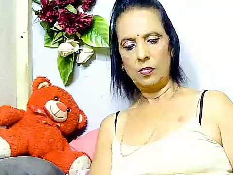 Hot queen58 online show from 8, 6, 2026